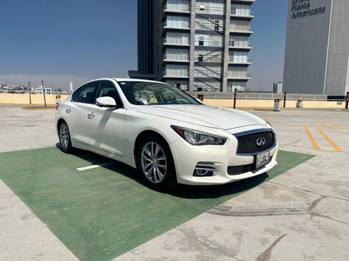 Infiniti Q50 2015