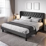 Base De Cama Tapizada King Con Respaldo De Alas, Gris Oscuro