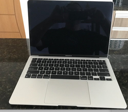 Macbook Airb13,3prateado 2020 Usado Novinho Segue Com Caixa