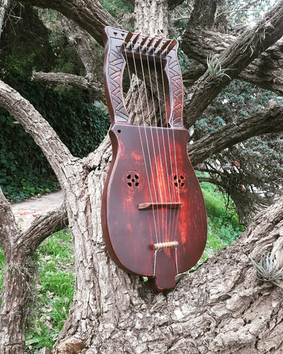 Lira Kravika - Kravik Lyre , Arpa