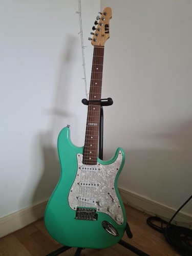 Guitarra Ltd St213 Stratocaster 