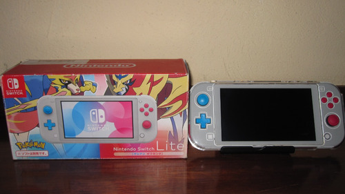 Nintendo Switch Lite Edición Pokémon