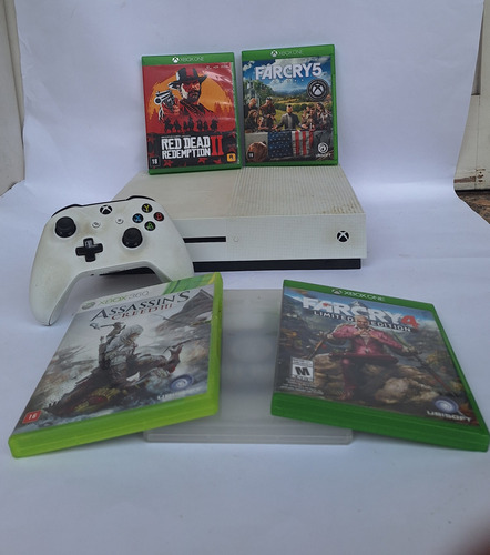 Xbox One S 500gb + Controle Standart + 5 Jogos.