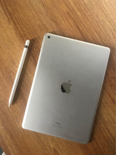 iPad 8ª Geração 128gb Com Apple Pencil 1ª Geração
