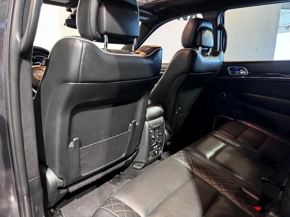 Jeep Grand Cherokee 2019 Gallery 16