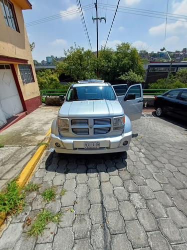 Dodge Nitro Sxt