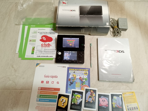 Nintendo 3ds Cosmo Black + Caja Juegos Y Accesorios 