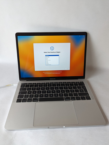 Macbook Pro 13 2017 Core I7 16gb Ram - Renovada