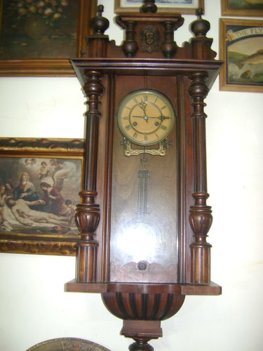 Antiguo Reloj De Pared Con Pendulo Caja Madera Jhunghans