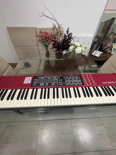 Teclado Nord Electro 3