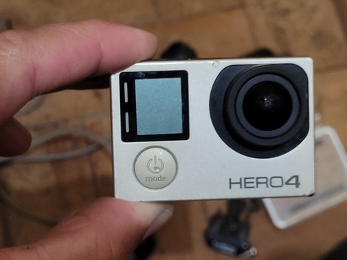 Go Pro Hero 4 Com Acessórios Sem Bateria 