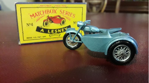 Matchbox Series N°4 A Lesney Triumph 110 And Sidecar