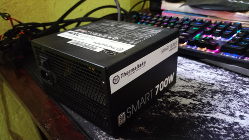 Fonte Thermaltake 700w 80 Plus