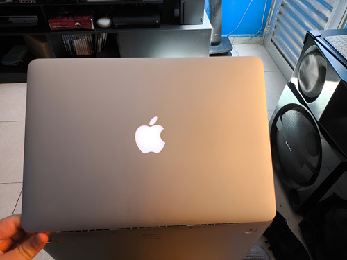 MacBook本体 Apple MacBook Pro 2015 MacBook Pro (Retina, 15 polegadas, meados de 2015