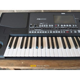 Teclado Korg Pa600