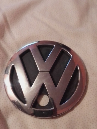 Emblema Maleta Volkswagen Jetta Usado  Foto 2