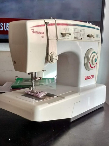 Maquina De Coser Singer Florencia 67