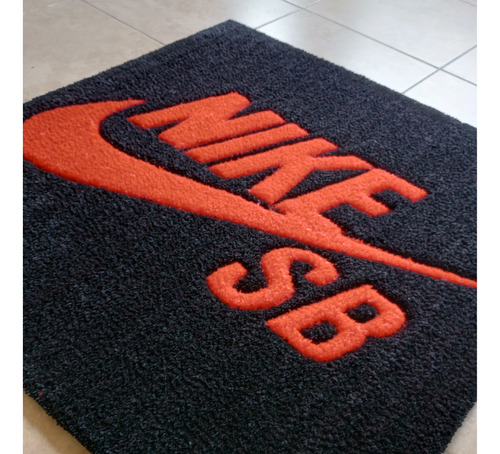 Alfombra Tufting Nike Sb - Rugs_abrilflamenco