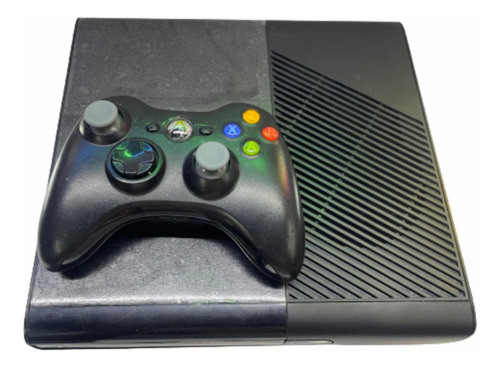 Consola Xbox 360 Slim E | Negro Sin Chip 4 Gb