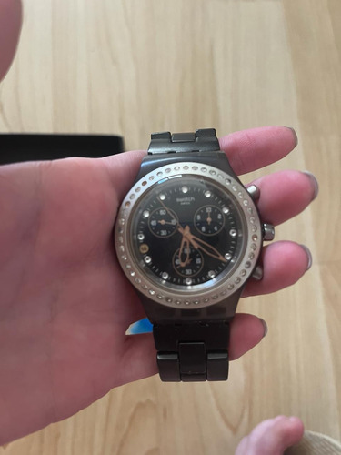 Reloj Swatch Mujer Svcm4009ag Negro - Rose  Usado