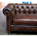 Sofá Chesterfield De 160 X 90 Cm. En Cuero Vacuno. 