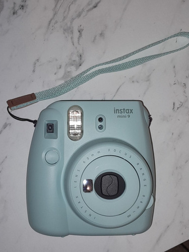 Cámara Instantánea Fujifilm Instax Mini 9 Color Ice Blue