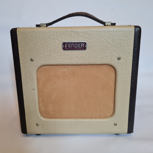 Amplificador Fender Champion 600