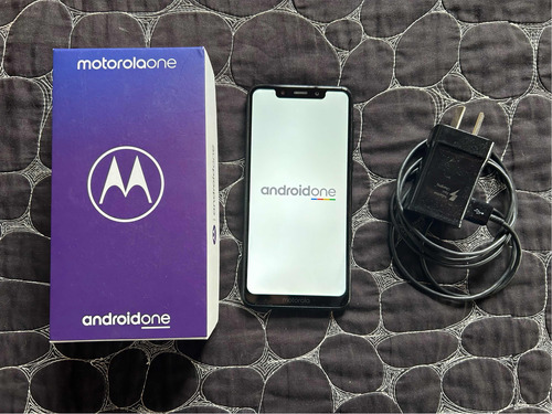 Celular Motorola One