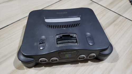 Nintendo 64 Nacional Cinza Só O Aparelho Sem Nada. Liga Sem Imagem. N4