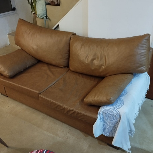 Sillón De Talampaya ( Cuero Ecológico Elástico) Con Detalles