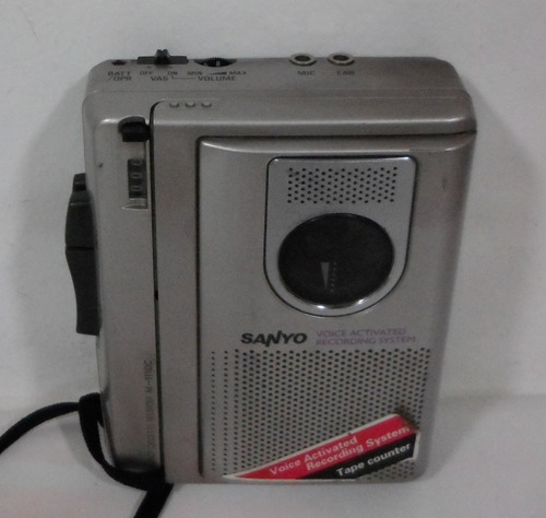 Walkman Vintage Grabador Sanyo Parlante Micro Inc Funciona