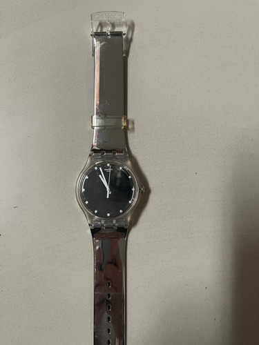 Reloj Swatch Color Plateado  Casi Sin Uso  Esta Como Nuevo