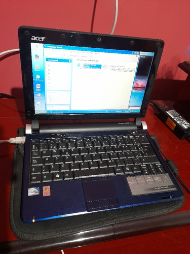 Netbook Acer  Aspire One  Con Windows 8 , En Perfecto Estado