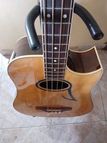 Bajo Electroacustico Custom Eko