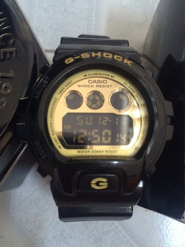 Reloj G-shock Negro Y Dorado