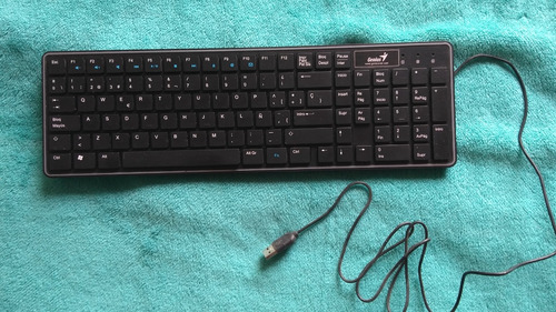 Teclado Genius Luxamate I220