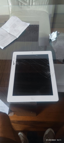 iPad Apple 2gen A1396 9.7  16gb White E 512mb De Memória Ram