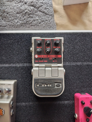 Pedal De Distorsion Line 6 Uber Metal