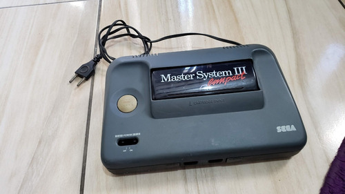 Master System 3 Compact Só O Console Sem Nada. Liga Mas Sem Imagem. A2