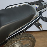 Protetor Adesivo Carbono Alça Garupa Moto Yamaha Crosser 150