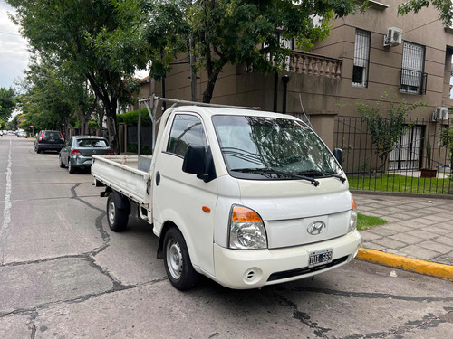 Hyundai H100 2010 2.6 Truck Chasis Con Cabina