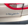 Emblema  Cromado Maleta Renault Megane Parte 77-00-845-989  Renault Laguna