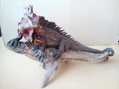 Gran Iguana Hecha A Mano Deco  Importada.leer Bien   