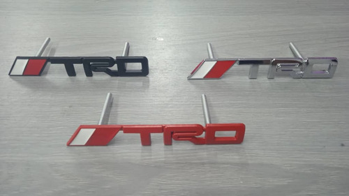 Emblema Metal Letras Trd Para Parrilla Toyota 4runner Tundra Foto 5