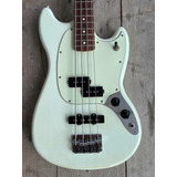 Baixo Fender Mustang Classic Player