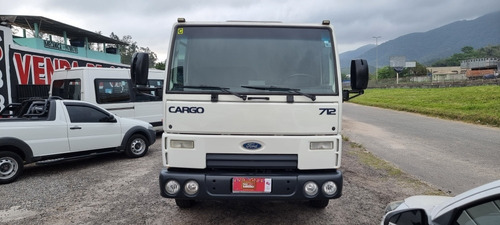 FORD CARGO 712 NO CHASSIS ANO 2010 POUCO USO BAIXO KM RODADO