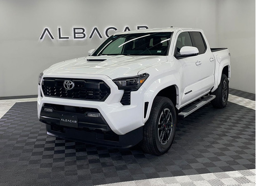 Toyota Tacoma 2024