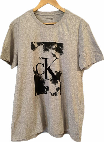 Remera Calvin Klein Traída De Usa