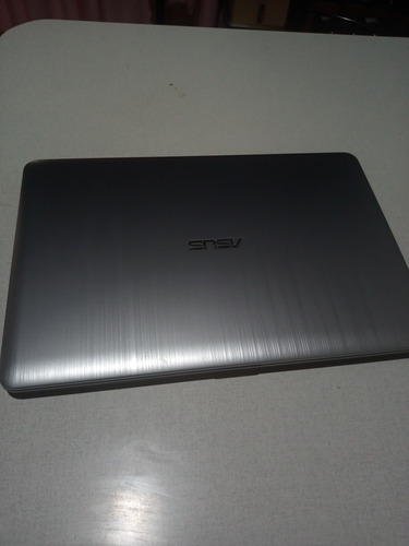 Notebook Asus I5 