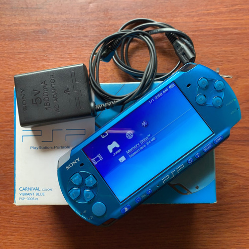 Sony Psp 3006 Impecable Con Cargador Original Y 32gb